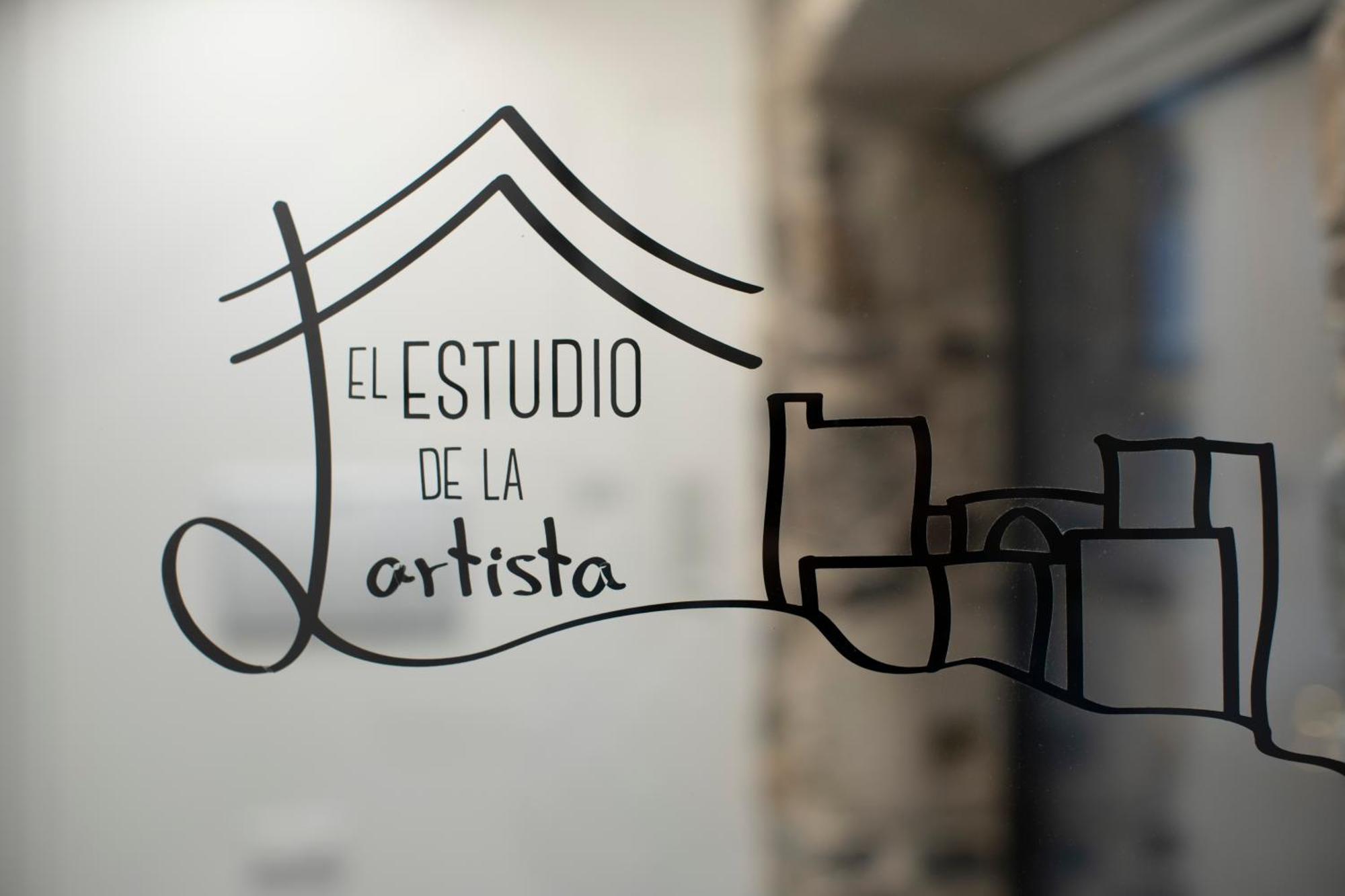 El Estudio De La Artista - El Casar De Leo 阿尔伯克基 外观 照片